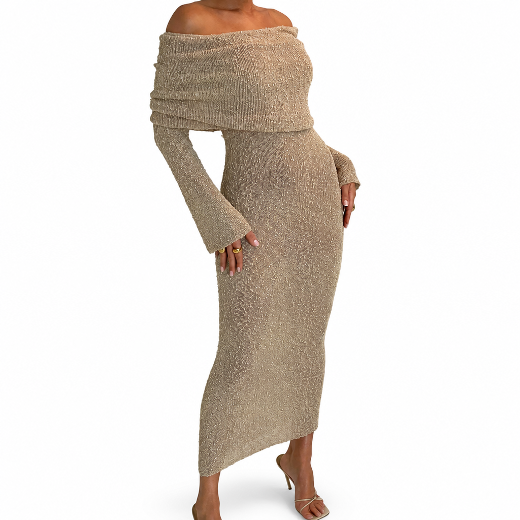 Vestido crema, en la calle